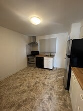 89 Rue Bagot in Gatineau, QC - Building Photo - Building Photo