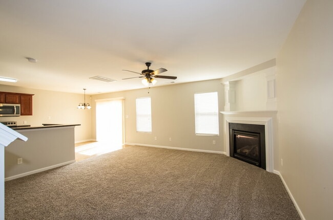 9332 Macquarie Ln in Charlotte, NC - Building Photo - Building Photo