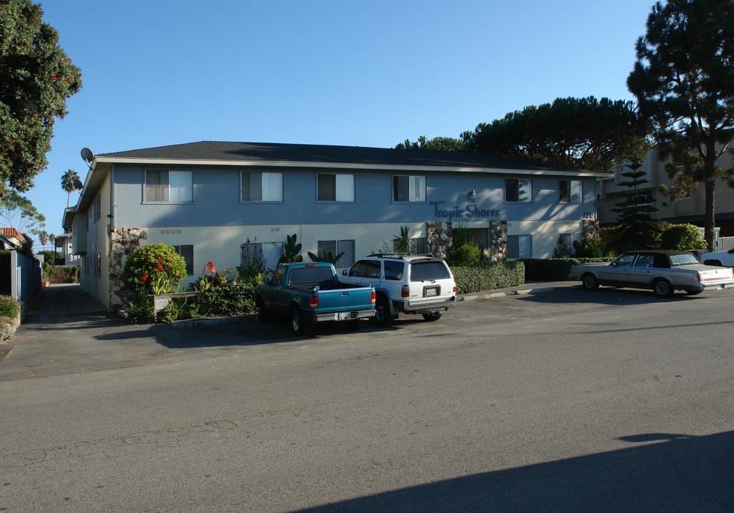 Tropic Shores in Carpinteria, CA - Building Photo