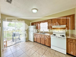 5836 Charlton Dr in Lakeland, FL - Building Photo - Building Photo