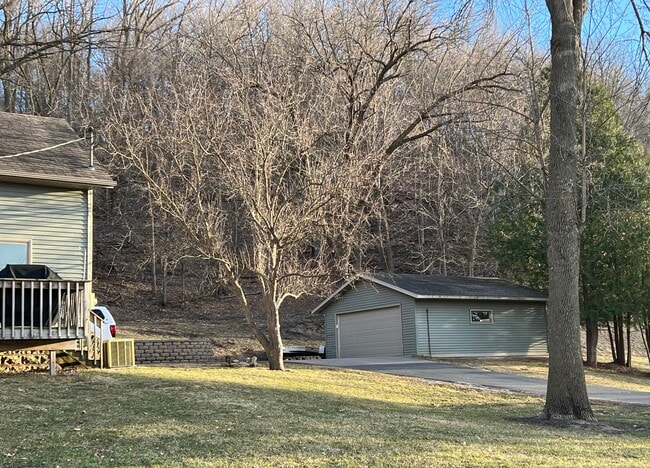 340 Chapman Rd in Mankato, MN - Foto de edificio - Building Photo