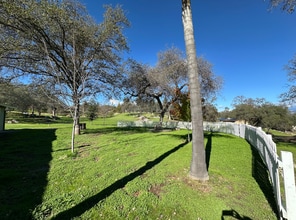 29980 Stetson Dr in Coarsegold, CA - Building Photo - Building Photo