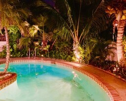 109 SW 8th St in Hallandale Beach, FL - Building Photo