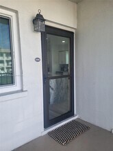 3320 Gulf of Mexico Dr in Longboat Key, FL - Building Photo - Building Photo