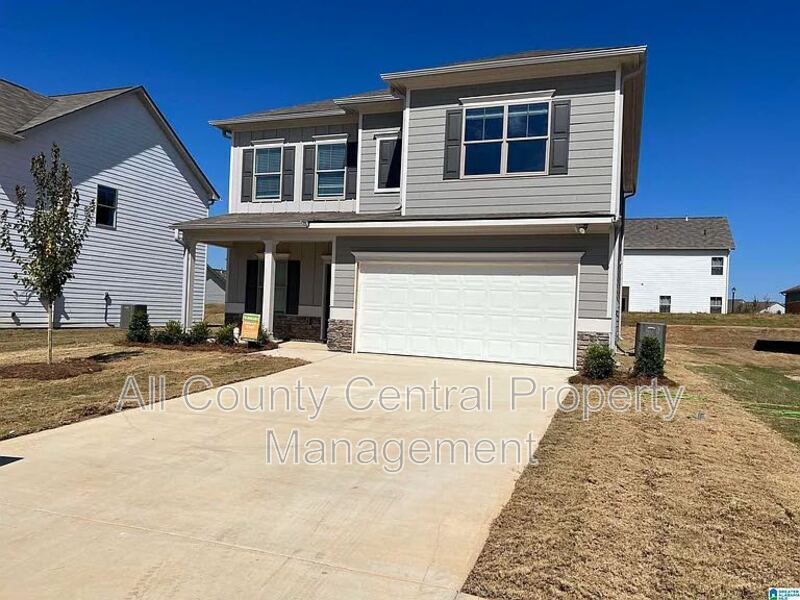 887 Ridgeway Ave in Columbiana, AL - Building Photo
