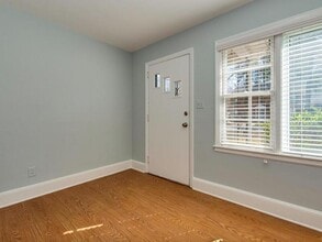 943 Norland Rd in Charlotte, NC - Building Photo - Building Photo