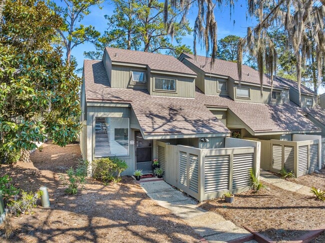 property at 5 Devils Elbow Ln