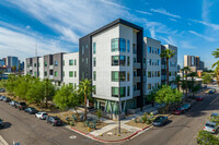 En Hance Park in Phoenix, AZ - Building Photo - Building Photo