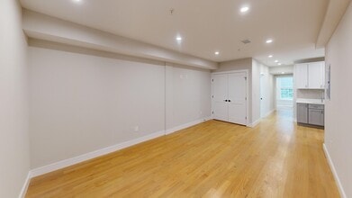 230 Tremont St, Unit 3 in Boston, MA - Building Photo - Building Photo