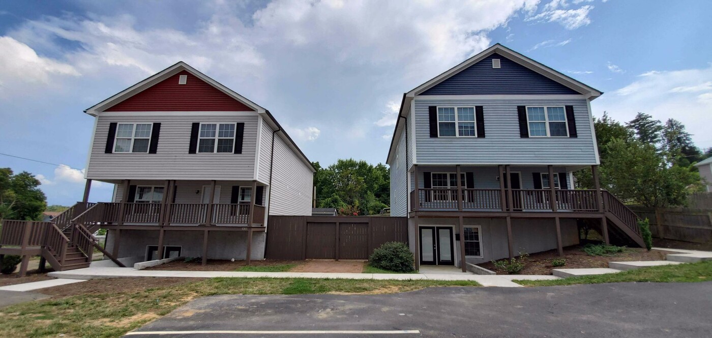 1315 Downey St in Radford, VA - Building Photo