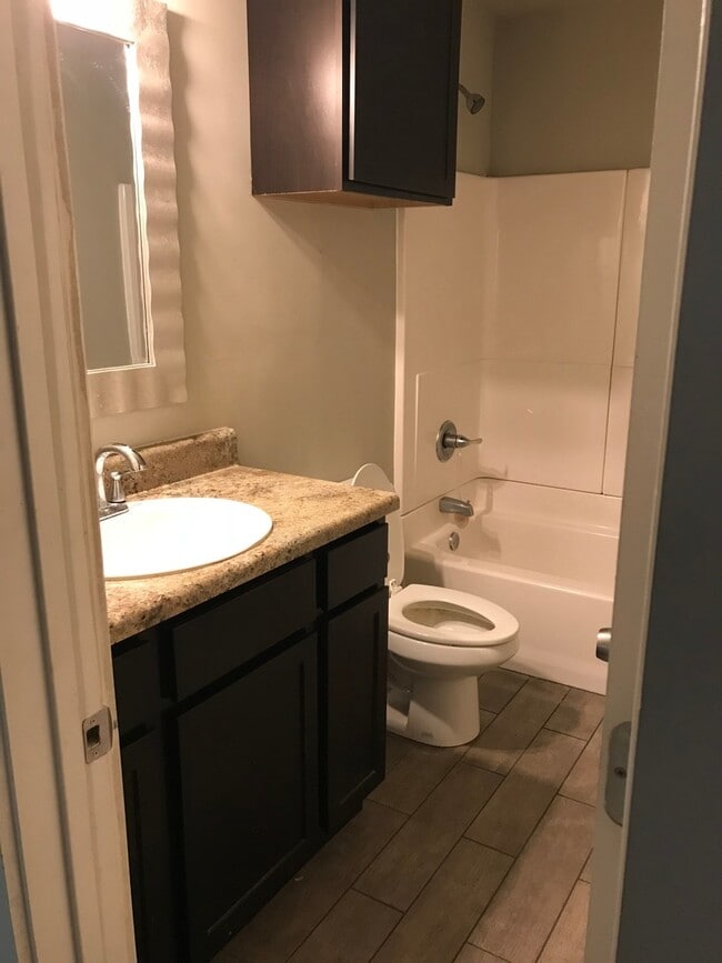 property at 508-510 S Duncan Ave