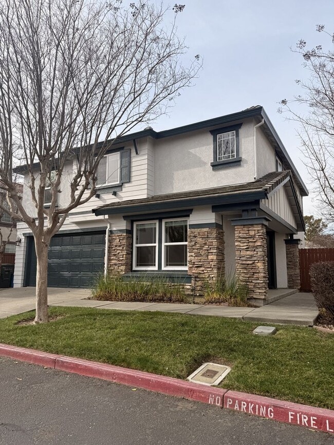 940 Beth Page Ct in Vacaville, CA - Building Photo - Building Photo