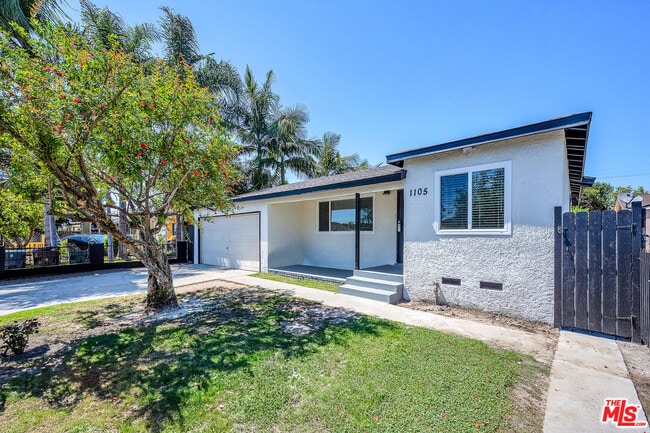 1105 W 134th St in Compton, CA - Building Photo - Building Photo