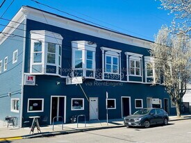 1935 SE 11th Ave in Portland, OR - Building Photo