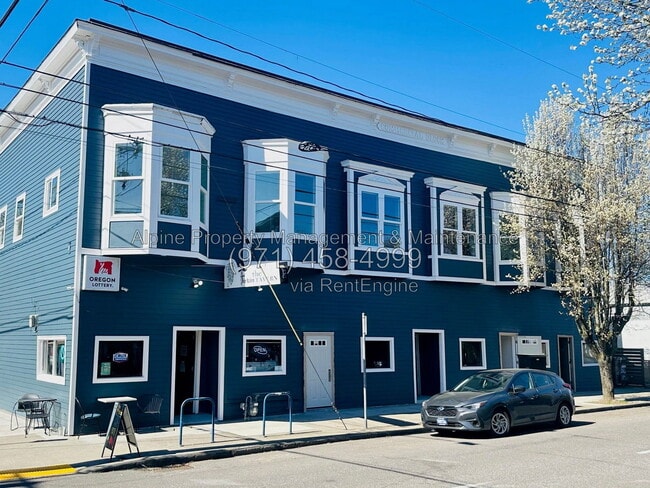 1935 SE 11th Ave