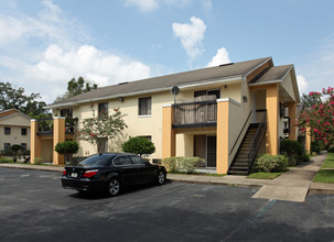 Hampton Terrace Apartments in Orlando, FL - Building Photo - Building Photo