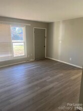 526 Blendwood Dr in Charlotte, NC - Building Photo - Building Photo