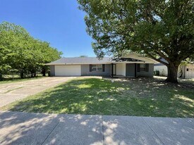 4828 Grove St in North Richland Hills, TX - Building Photo