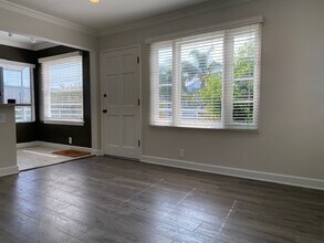 2914 Grand Canal, Unit 2914 1-2 in Venice, CA - Foto de edificio - Building Photo