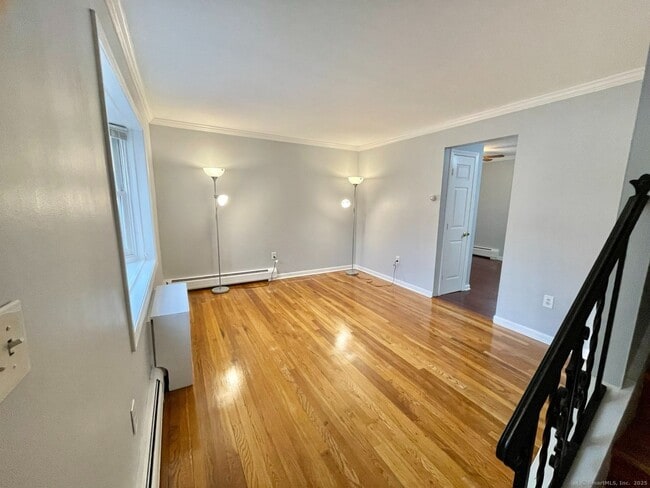 245 Sunnyridge Ave in Fairfield, CT - Building Photo - Building Photo