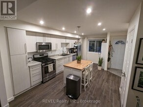 5815 Swayze Dr in Niagara Falls, ON - Building Photo - Building Photo