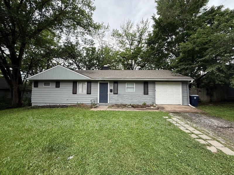11224 Lewis Ave in Kansas City, MO - Building Photo