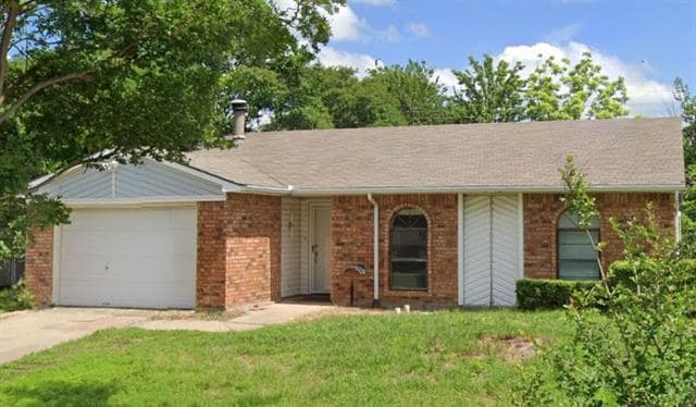 property at 521 Hanover Dr