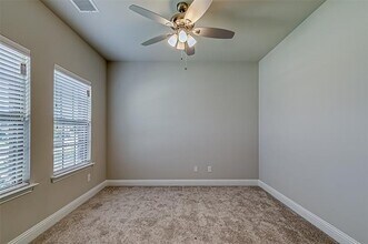 327 Sweetspire Dr in Royse City, TX - Building Photo - Building Photo