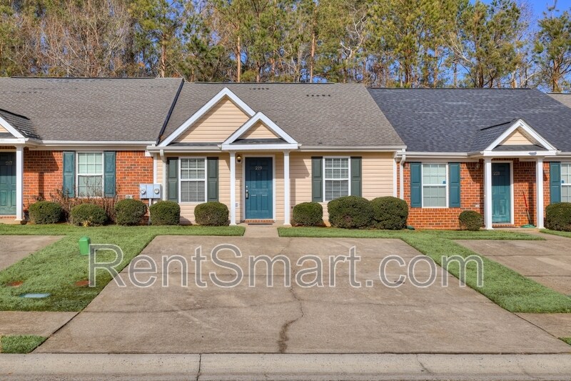 219 Lynbrook Way in Grovetown, GA - Building Photo