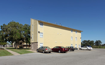 Stadium Square in Baton Rouge, LA - Building Photo - Building Photo