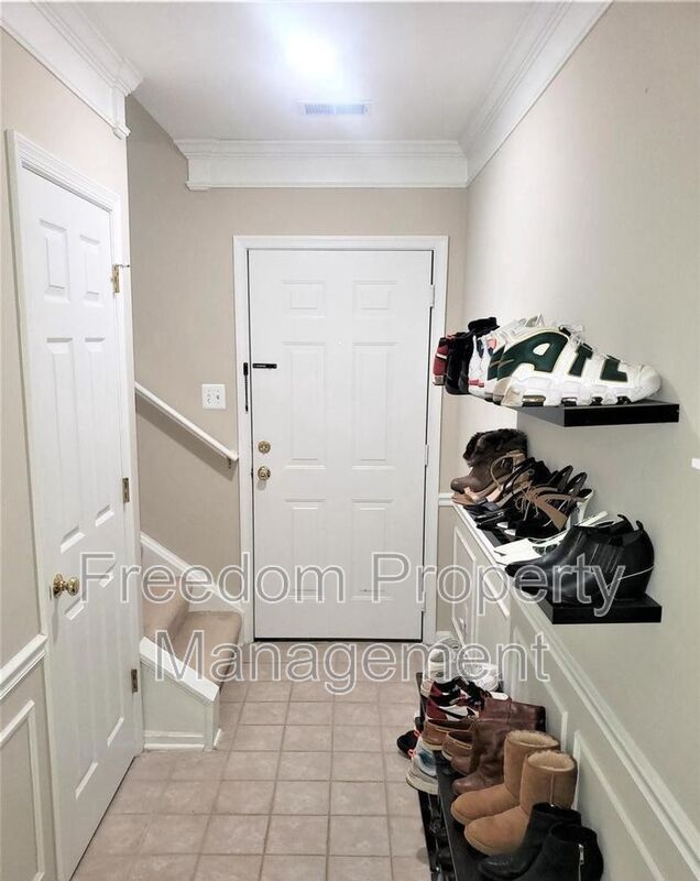 12624 Fair Crest Ct in Fairfax, VA - Building Photo - Building Photo