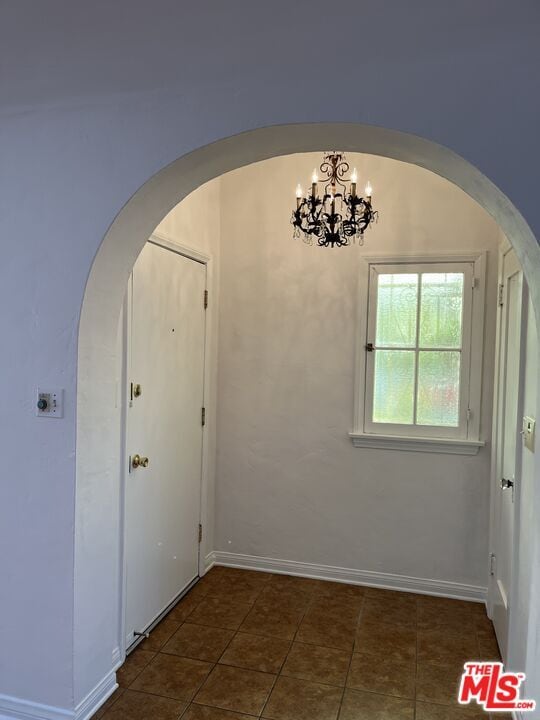 4238 Sutro Ave in Los Angeles, CA - Building Photo - Building Photo