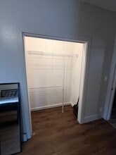 306 D Ave in Kalona, IA - Foto de edificio - Building Photo