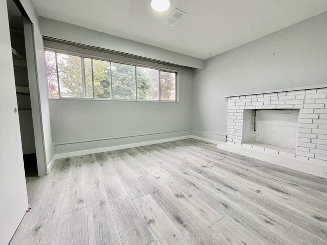 property at 2139 Tyner St
