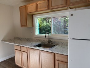 673 Canal St-Unit -2 in Placerville, CA - Building Photo - Building Photo