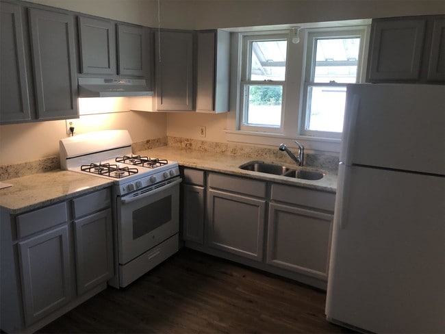 3029 Gideon Ave in Zion, IL - Building Photo - Building Photo