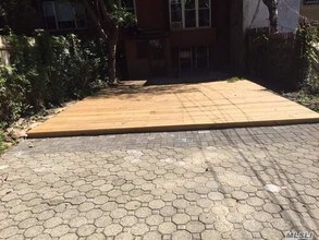 366 Clermont Ave-Unit -Crown in Brooklyn, NY - Foto de edificio - Building Photo