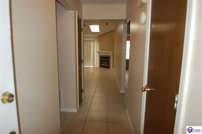 602 Potomac Ct in Radcliff, KY - Building Photo - Building Photo