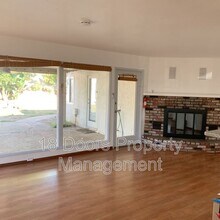 5167 Tipton St in San Diego, CA - Building Photo - Building Photo