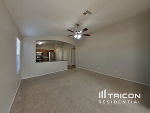 1363 Matthews Dr in San Tan Valley, AZ - Building Photo - Building Photo
