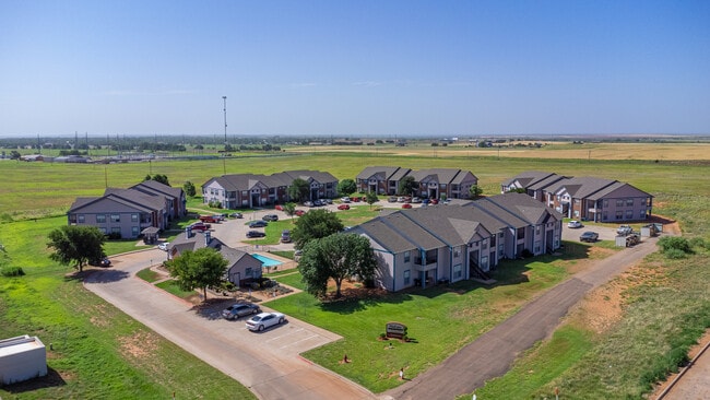 Madison Chase Apartments in Childress, TX - Building Photo - Building Photo