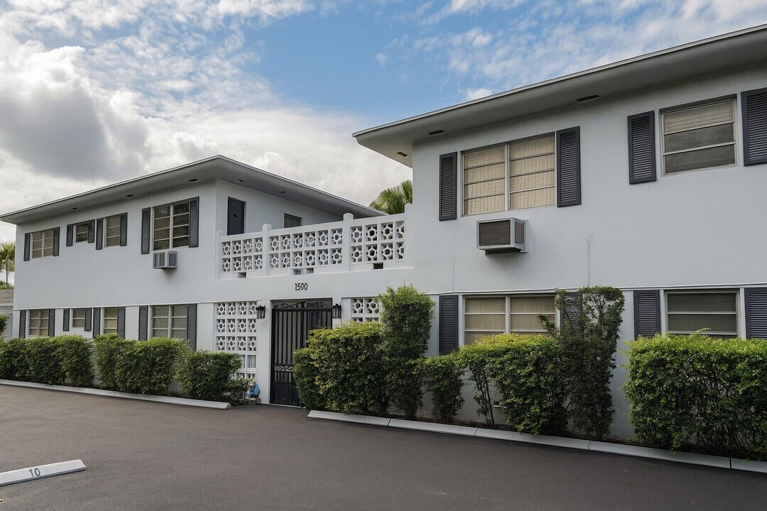 1500 S 20th Ave in Hollywood, FL - Building Photo