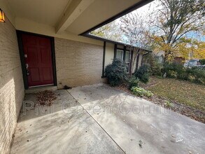 2019 S Gum Ave in Broken Arrow, OK - Building Photo - Building Photo