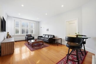 520 Beacon St in Boston, MA - Foto de edificio - Building Photo