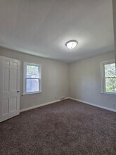 4808 Binney St in Omaha, NE - Building Photo - Building Photo