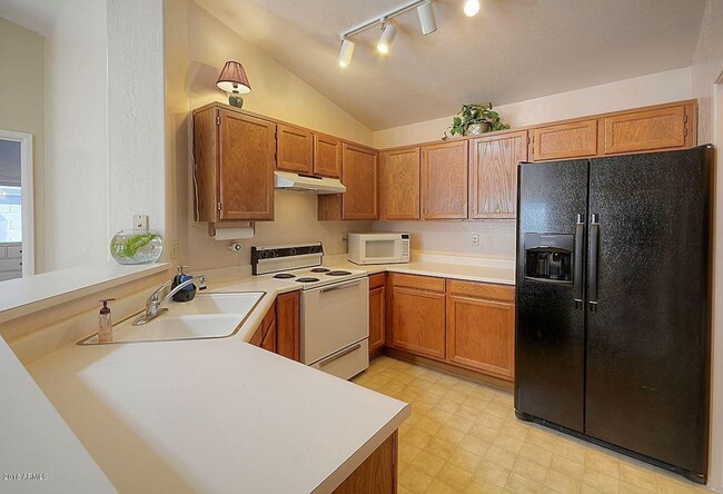 4167 E Pecan Rd in Phoenix, AZ - Building Photo - Building Photo