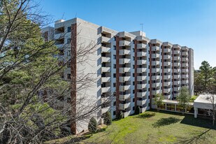 John Madison Exum Towers in Memphis, TN - Building Photo