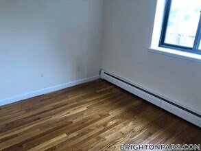 122 Dustin St in Boston, MA - Building Photo - Building Photo