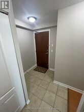 4090-4090 Living Arts Dr in Mississauga, ON - Building Photo - Building Photo