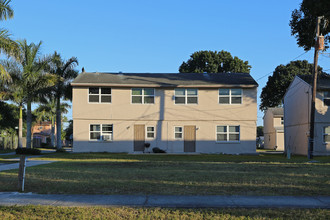 Marshall Heights Apartments in South Bay, FL - Building Photo - Building Photo